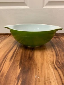 Pyrex Verde Avocado Green Cinderella Mixing Bowl #444 4-Quart Free Shipping - Picture 1 of 7
