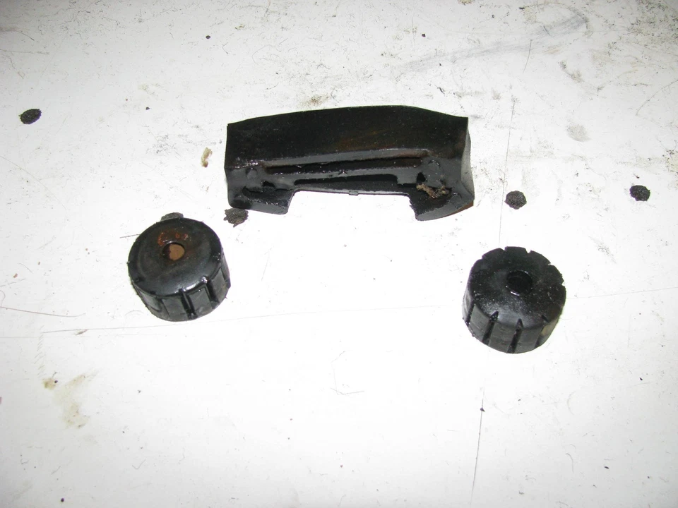 1975 76 77 Honda CB360T Cb360 360 Gas Tank Grommets - Image 1 of 1