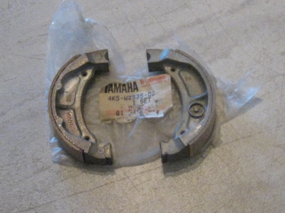 JUEGO DE PASTILLAS DE FRENO YAMAHA RIVA 50 ¡NOS! Foto 1 de 1