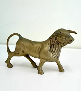 Vintage Solid Brass Bull Statue MCM Charging Bull very heavy 17cm Long - Picture 1 of 7