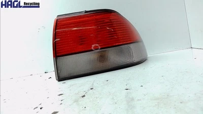 Faro Posteriore Esterno Destro Saab 9-3 2.0 T YS3D Berlina - Immagine 1 di 4