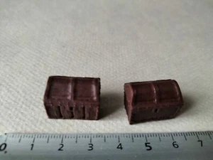 TWO CHESTS /MINIATURE SCENERY/DUNGEON SAGA/MANTIC G943 - Imagen 1 de 1