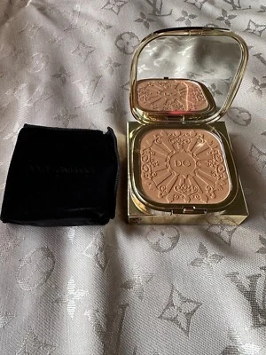 Polvo bronceador ultraligero Dolce & Gabbana Solar Glow 30 Sunrise tamaño completo nuevo en caja Foto 1 de 4