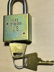 American Lock Co. Series 5200 Vorhängeschloss Schloss USA gehärtet mit 2 Schlüsseln - Bild 1 von 3
