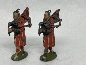 Highland Pipers de Gran Bretaña (N Yel 555) para restaurar - Imagen 1 de 12