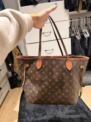 Louis Vuitton Neverfull MM Monograma - Interior Rosa (Descontinuado) Foto 1 de 4