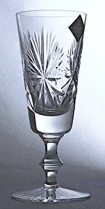EDINBURGH CRYSTAL - STAR OF EDINBURGH - FLUTE CHAMPAGNE GLASS 16cm / 6 1/4" - Picture 1 of 7