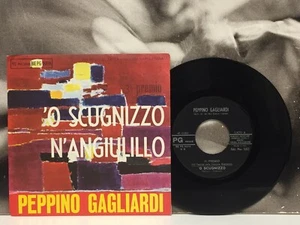 PEPPINO GAGLIARDI - 'O SCUGNIZZO / N'ANGIULILLO 7" 45 GIRI EX+/EX+ 1969 PG REC. - Imagen 1 de 3