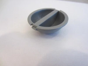 NUEVO Carousel Jr. 12" Base de Repuesto Enchufe Plástico 7/16" Diam Gumball Máquina - Imagen 1 de 3