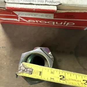 10 - FC2652 Aeroquip, 1 1/4” MP  x 1 1/2"- 2 Wire Reusable Hydraulic See Pics!! - Picture 1 of 9