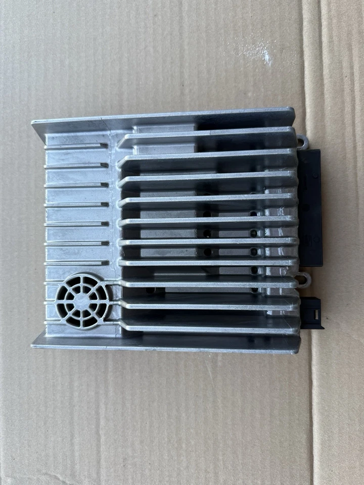 AMPLIFICADOR AMPLIFICADOR RADIO AUDIO HARMAN BECKER 10-16 OEM MERCEDES BENZ E350 E550 PROBADO Foto 1 de 3