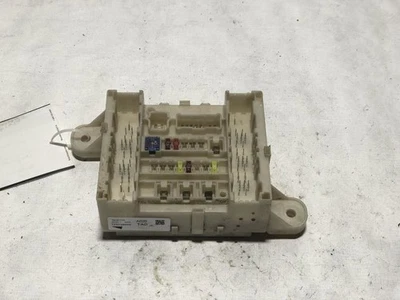 38230TZ55K20 CAJA DE FUSIBLES TRASERA CABINA COMPATIBLE CON ACURA MDX 15496 2014-2016 Foto 1 de 4