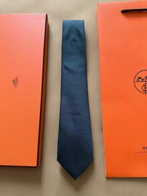 HERMÈS HOMBRE CLÁSICO FACONNEE H PUNTO CORBATA LARGO 58.60" ANCHO 3.25" GRIS OSCURO NUEVO CON ETIQUETAS Foto 1 de 4