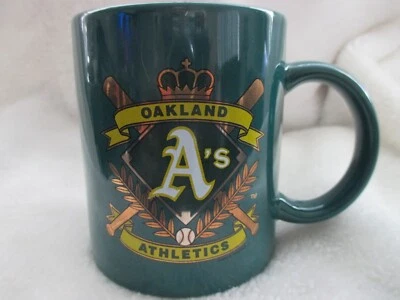 Oakland Athletics, A's, taza/taza de café, logotipo decorativo ornamentado, usado en excelente estado Foto 1 de 4
