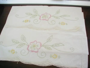 Handbestickte Tube Kissenhülle gehäkelt 20 x 66 gestempelt rosa gelb grün - Bild 1 von 8