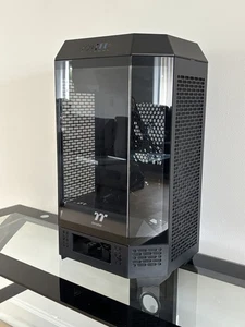Thermaltake The Tower 300 Micro ATX etui - czarne | pionowa konstrukcja - Zdjęcie 1 z 11