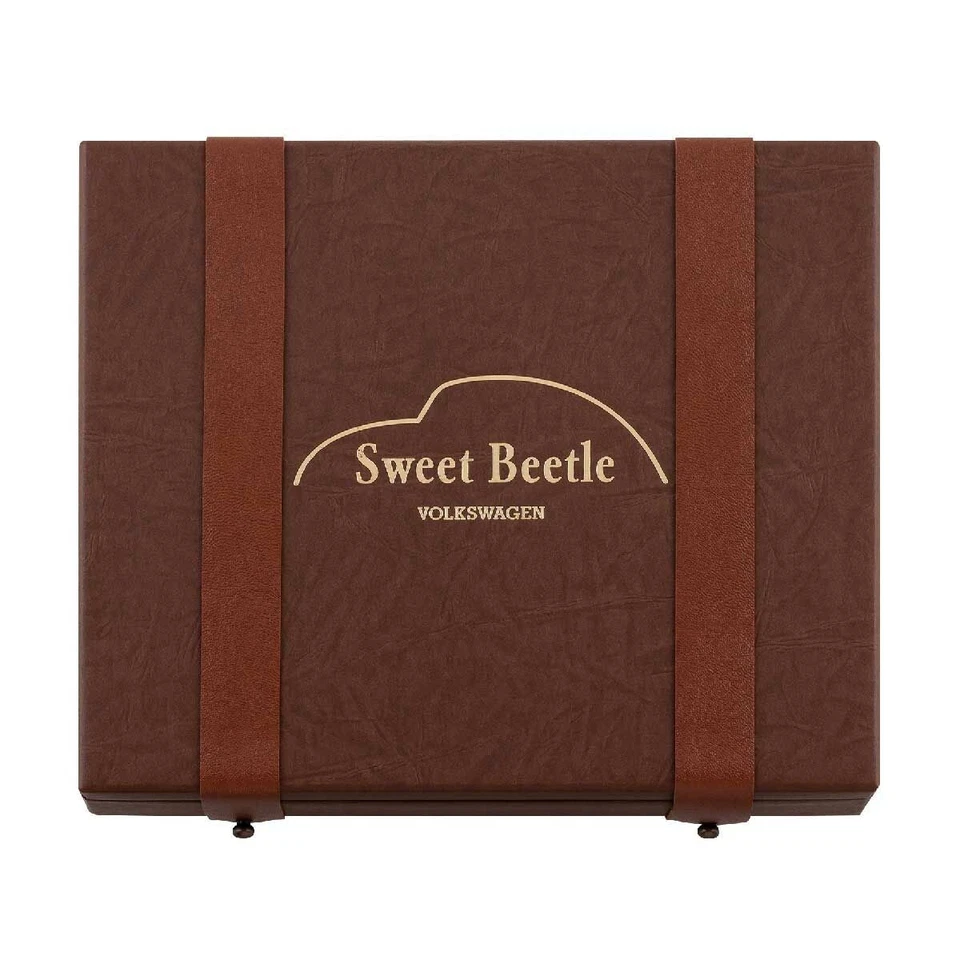 ¡Impecable!! Morozoff Chocolate y VW Beetle 2023 ¡con juego de fundición a presión de remolque! Foto 1 de 4