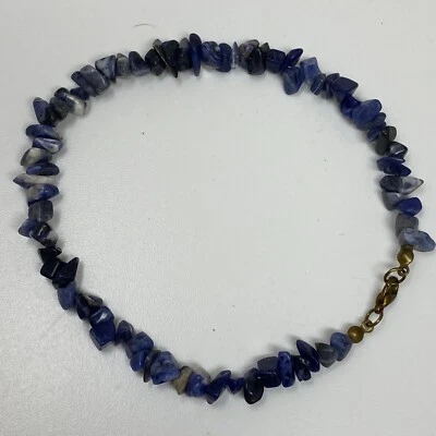Tornozeleira feita à mão natural azul e branco sodalita contas de metal tom bronze - Imagem 1 de 3