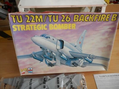 Modelkit ESCI / ERTL TU 22M / TU 26 Backfire B Strategic Bomber au 1:72 en boite - Photo 1/2
