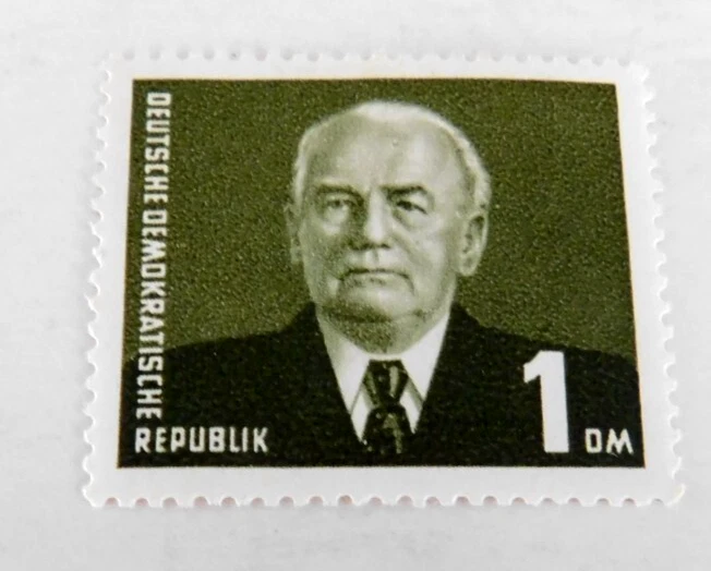 Alemania RDA #120a como nueva, casi nueva/en muy buen estado, 1 dm, Pres Wilhelm Pieck, 1935 Foto 1 de 1