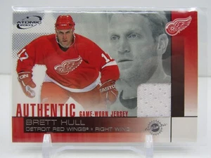 BRETT HULL 2003 PACIFIC ATOMIC GAME-WORN JERSEY PATCH! DETROIT RED WINGS!! - Picture 1 of 2
