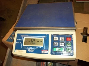 GLOBAL 240878 DIGITAL COUNTING SCALE W/ POWER CORD (667) - Picture 1 of 5