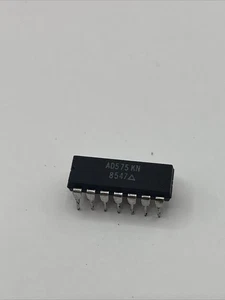 Dispositivos analógicos AD575KN - plástico de inmersión de 14 pines - nos - Imagen 1 de 3