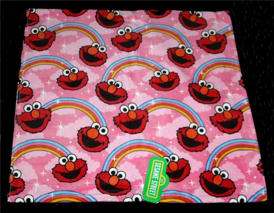 Sesame Street Happy ELMO Rainbows Stars Toalla de baño de terciopelo de felpa rosa NUEVO DISCO Foto 1 de 1
