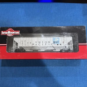 HO INTERMOUNTAIN 45341-17 4750 3 BAY COVERED HOPPER UP Sugar Car RD# 14133 - Picture 1 of 3