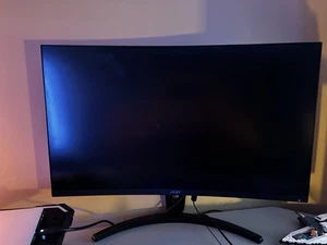 Acer ED271 Curved 27’’ 1920X1080 G-Sync 144Hz Gaming Monitor UM.HE3AA.A01 - Picture 1 of 6