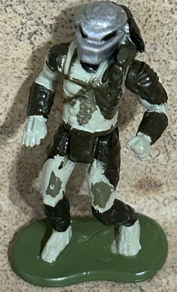 1996 Vintage Rare Galoob Micro Machines Predator Collection Huey Horror Action  - Image 1 of 4