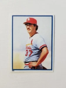KEITH HERNANDEZ 1983 TOPPS BASEBALL STICKER #290 ST. LOUIS CARDINALS - Bild 1 von 2