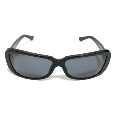 Gafas de sol Cartier Classic C Decor Logo 135 3656576 marco negro lentes grises  Foto 1 de 4