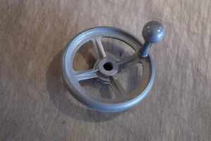 Mango de rueda de mano para sierra de mesa artesanal 113.241690 y muchos otros (1/2" orificio) - Imagen 1 de 2