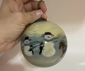 Ne' Qwa Art P. Buckley Moss Ornament “Dashing Through the Snow” - Picture 1 of 11