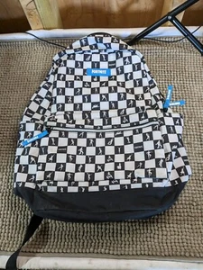LARGE FORTNITE BACKPACK / LAPTOP / CARRY-ON 20" X 16" GOOD CONDITION - Photo 1/5
