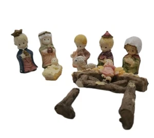 Vintage Christmas House 8 Piece Mini Nativity Set Greenbrier Christmas READ - Picture 1 of 11