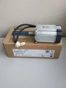 New Panasonic MSMD042P1U AC Servo Motor 1PC - Picture 1 of 3