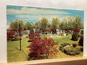 Sunken Gardens Family Motel/Glenn & Irene Toot: Gettysburg, PA -Vintage Postcard - Picture 1 of 3