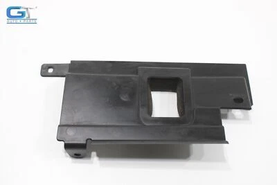 Cubierta protectora contra salpicaduras soporte radiador Nissan Pathfinder 2022-2023 OEM Foto 1 de 4