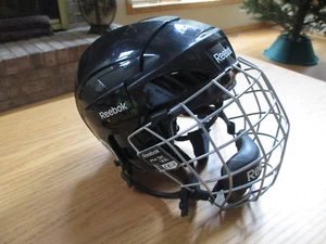 REEBOK 3K HOCKEY HELMET + 5K MASK - XS EXTRA SMALL + CROSBY GLOVES - Picture 1 of 12
