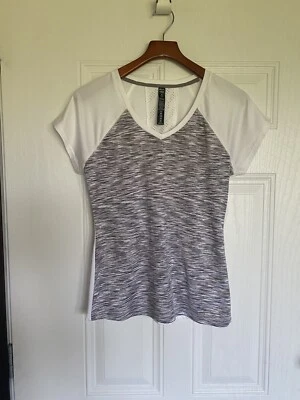 NYL Camiseta Entrenamiento Gris y Blanco Transpirable - M Foto 1 de 3