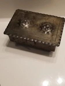 1900's German Arts And Crafts Movement Stamped Metal Vanity Box - Picture 1 of 5