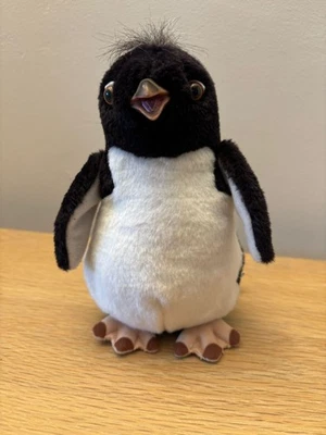 Happy Feet Warner Bros Lombardo  8" Soft Plush Toy Thinkway  - Image 1 of 4