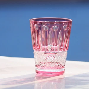 Vidrio de whisky hecho a mano colección de obras de arte de vidrio Edo Kiriko color rosa - Imagen 1 de 5