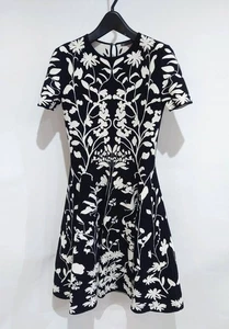 Alexander McQueen Stretch Strick Jacquard Kleid Schwarz Kurzarm Gr. M - Bild 1 von 5