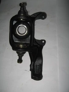 John Deere XUV Gator 825 835 19 Knuckle Left LH Front AUC13527 M173496 - Picture 1 of 3