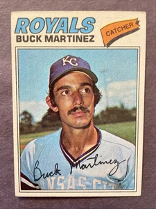 1977 Topps #46 Buck Martinez Kansas City Royals - Picture 1 of 2