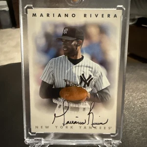 Mariano Rivera 1996 Leaf Signature Autographs SP Auto AU RC Rookie NY Yankees - Picture 1 of 10