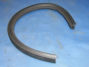 SELLO DE VIDRIO DE CUARTO TRASERO JAGUAR DAIMLER SE ADAPTA A XJ6 XJ12 SERIE 2 CUPÉ BD46674/1 - Imagen 1 de 2